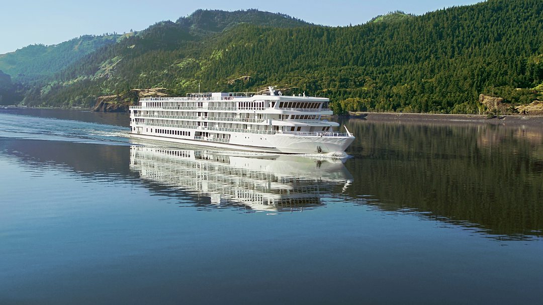 River Cruises in the US, American Song from American Cruise Lines on the Columbia and Snake Rivers. 