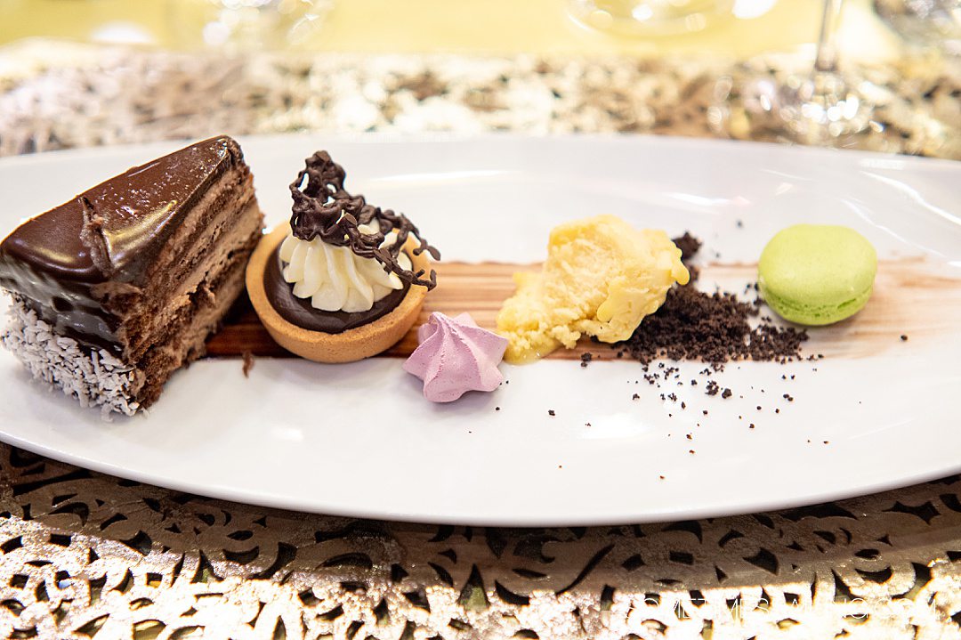 Oval plate with desserts on an AmaWaterways river cruise.